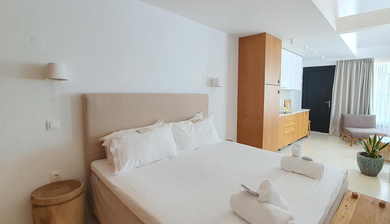 Thea Suites Nea Kallikrateia ภายนอก รูปภาพ