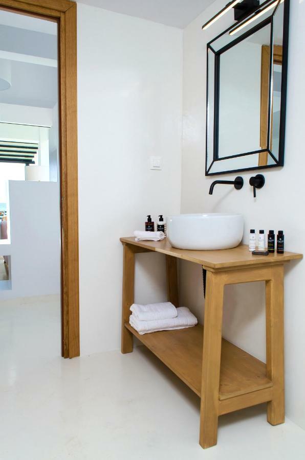 Thea Suites Nea Kallikrateia ภายนอก รูปภาพ
