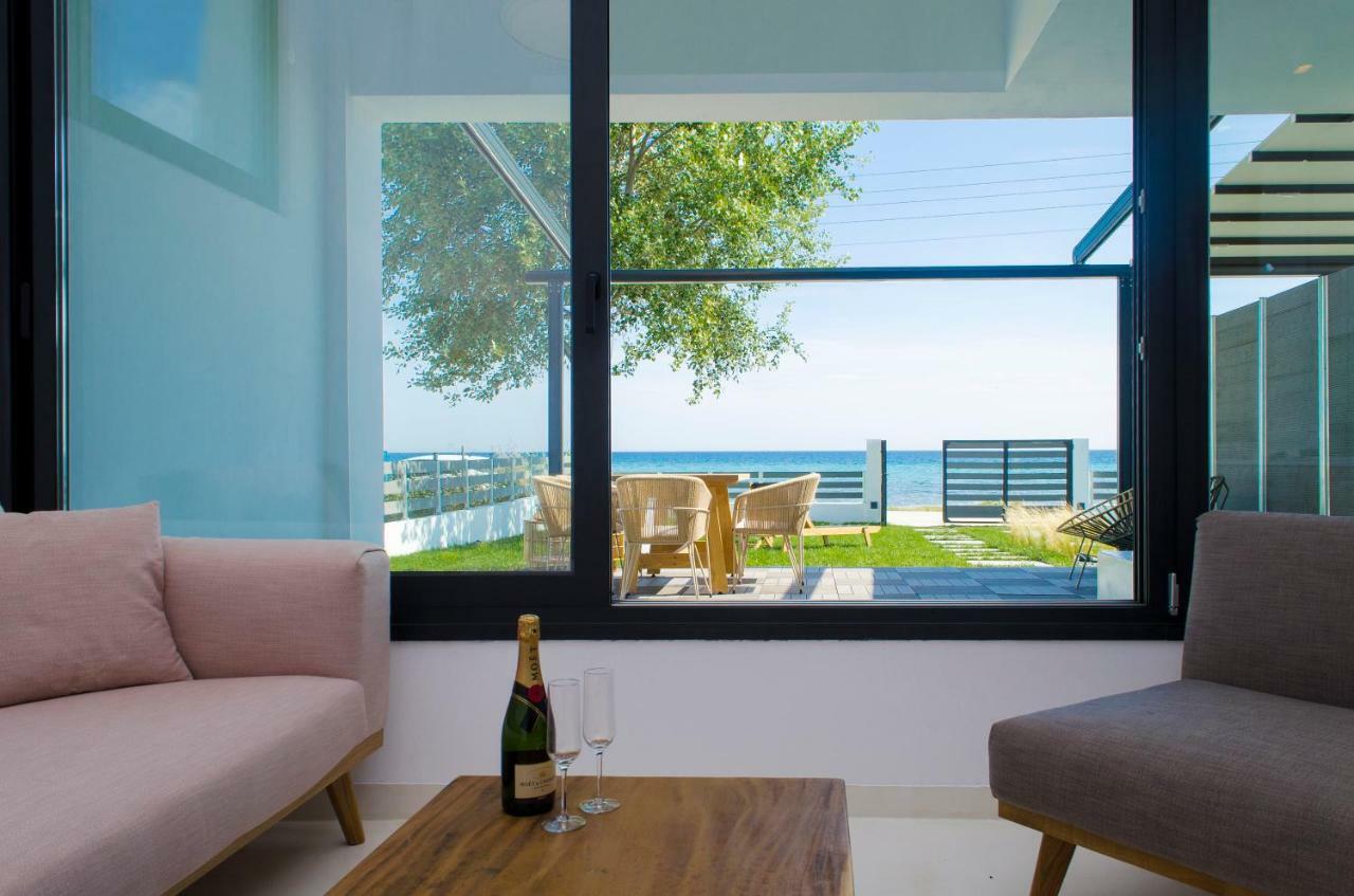 Thea Suites Nea Kallikrateia ภายนอก รูปภาพ