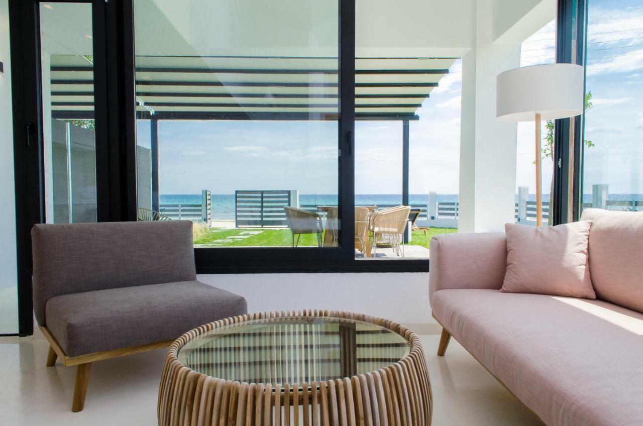 Thea Suites Nea Kallikrateia ภายนอก รูปภาพ
