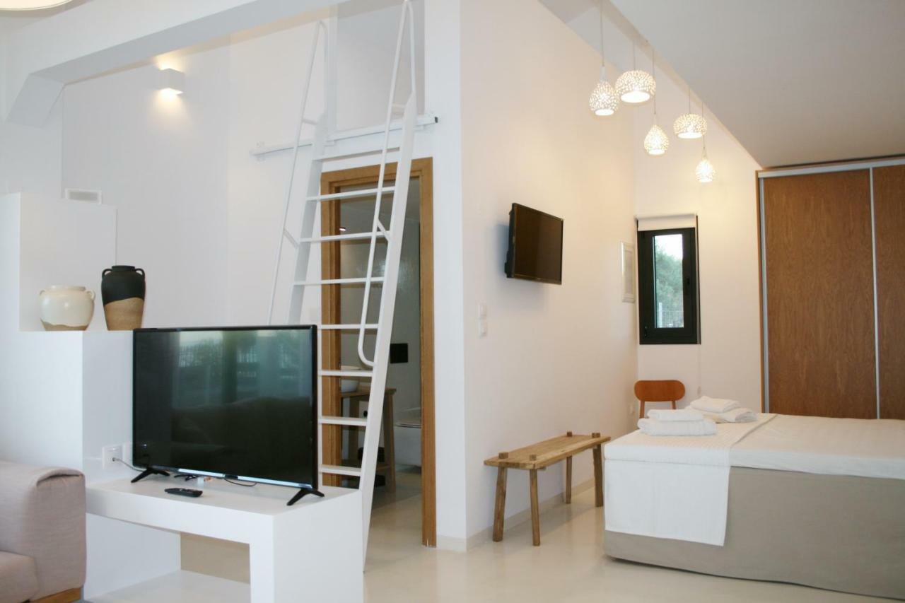 Thea Suites Nea Kallikrateia ภายนอก รูปภาพ